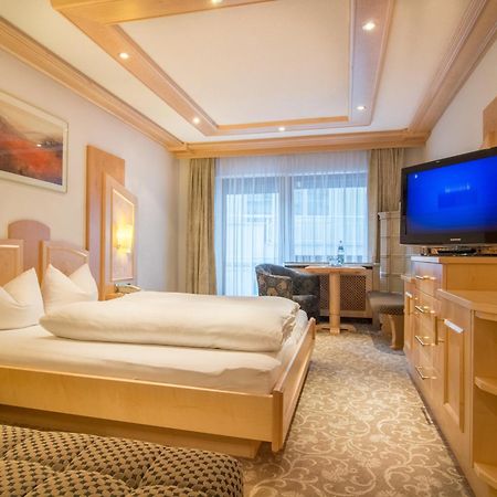 Alphotel Garni Salner Ischgl Esterno foto