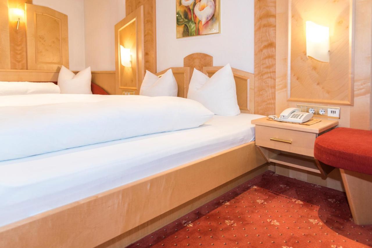 Alphotel Garni Salner Ischgl Esterno foto