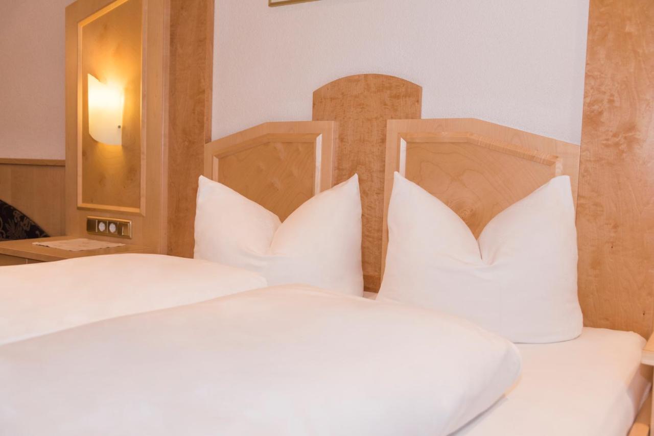 Alphotel Garni Salner Ischgl Esterno foto