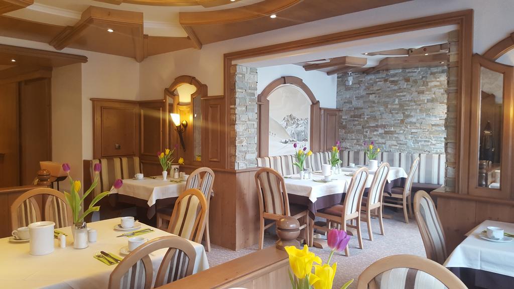 Alphotel Garni Salner Ischgl Esterno foto