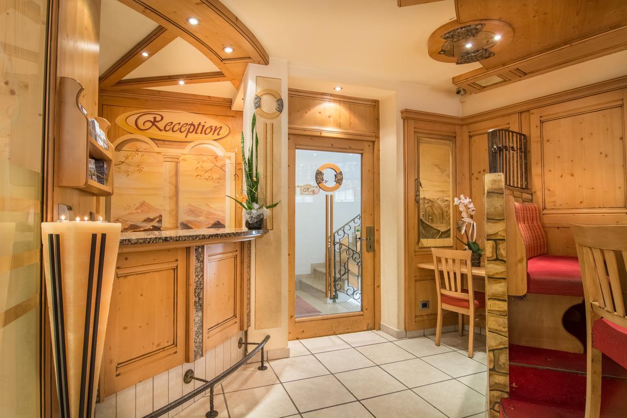 Alphotel Garni Salner Ischgl Esterno foto